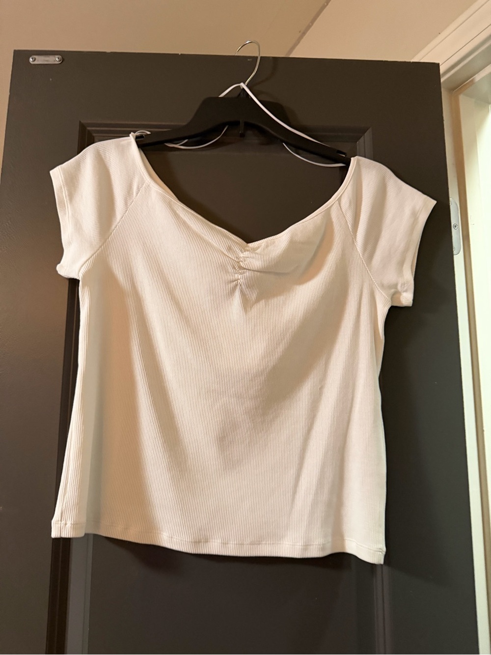 H&M White Ribbed Short Sleeve Scoop Neck Top